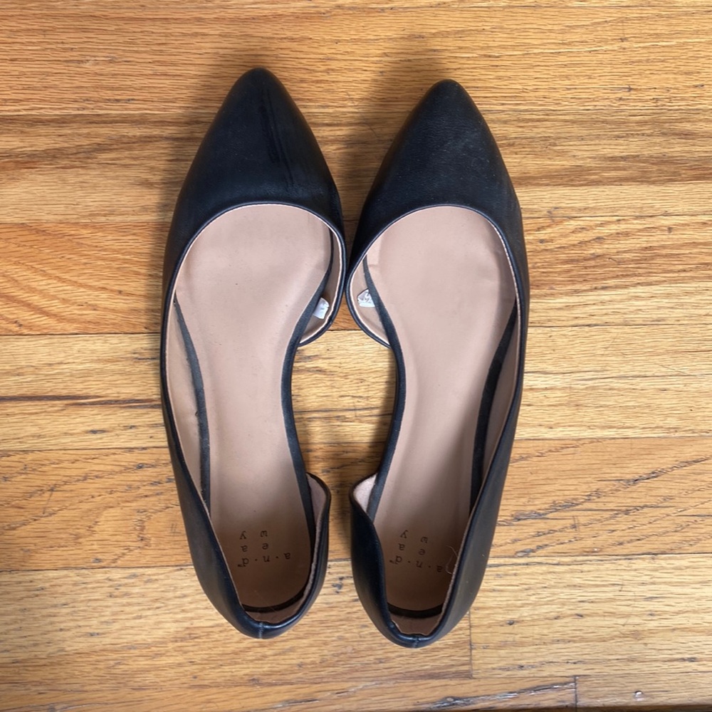 Size 8 flats